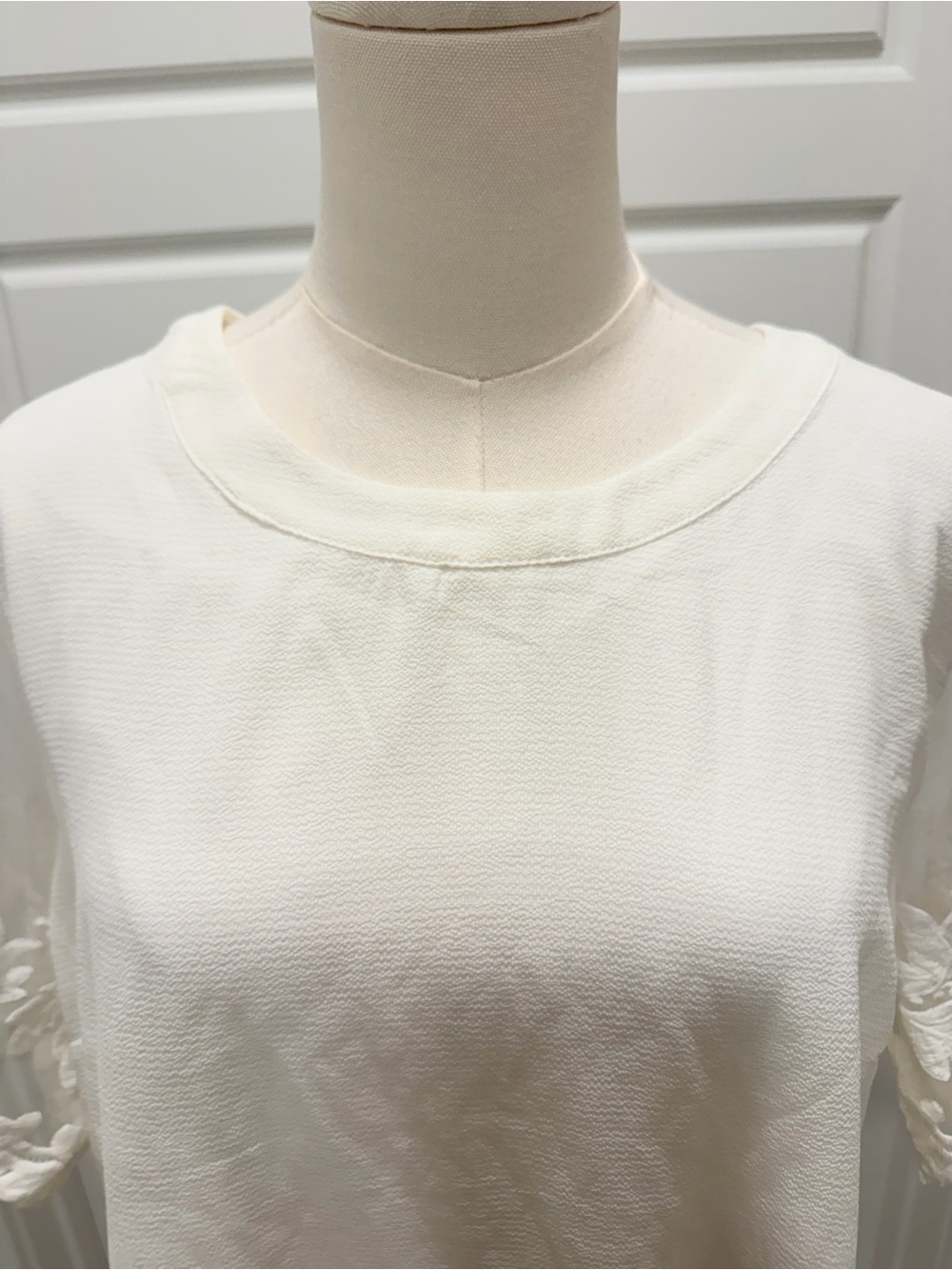 Lulus White Top with Sheer Embroidered Sleeves NWT - Picture 6 of 12